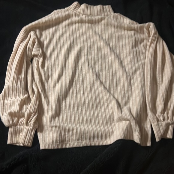 Sweater bundle - Picture 8 of 8